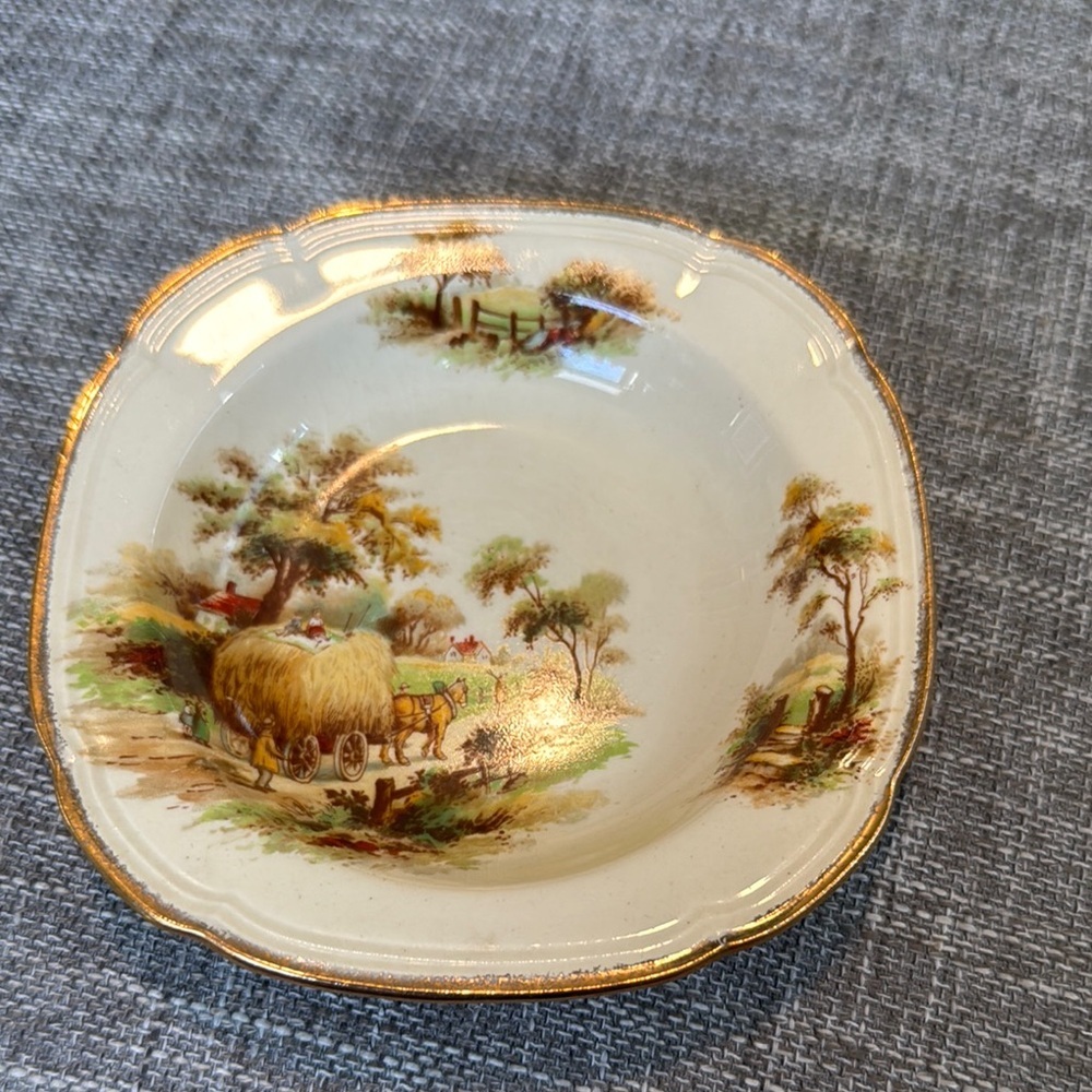 Alfred Meakin Vintage Scenic Porcelain Bowl with Gold Trim